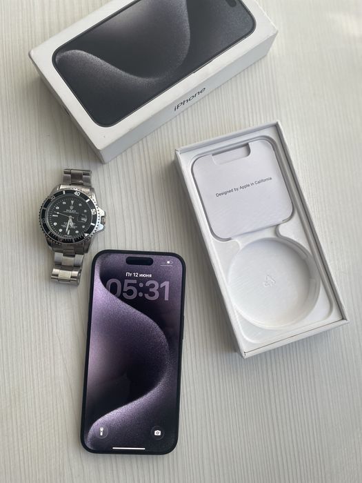 Продам Iphone 15 Pro