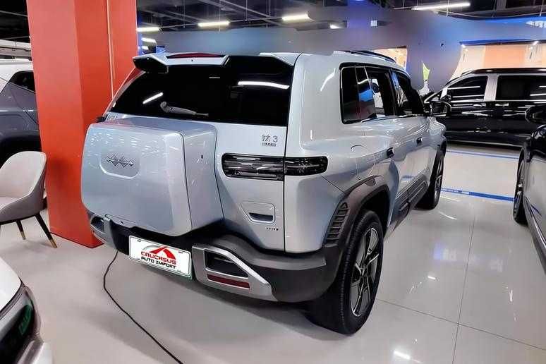 BYD FangChengBao Leopard 3