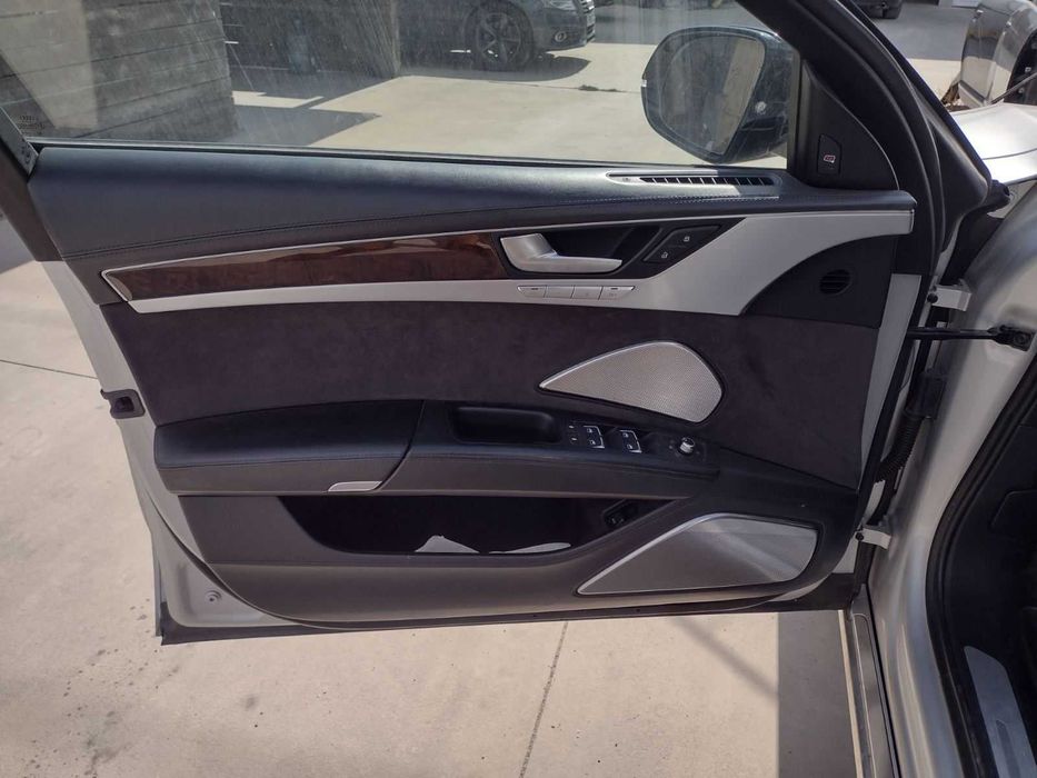 A8L D4  2013г. 4.2TDI 351hp код на мотора CDSB  код скорости NCL