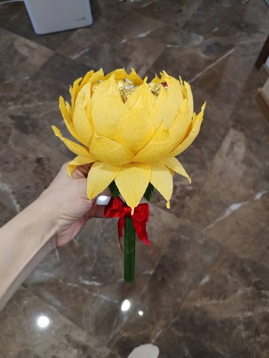 Ръчно изработен бонбонен букет