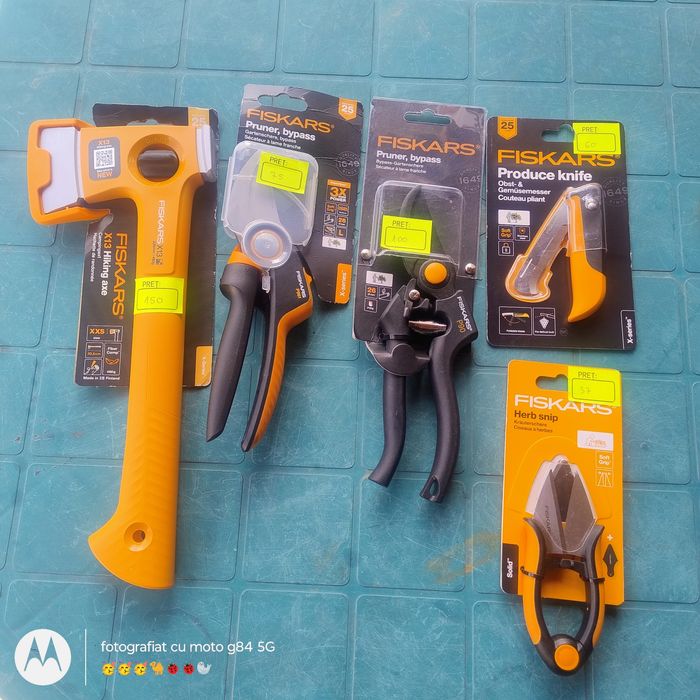 Scule de mana fiskars