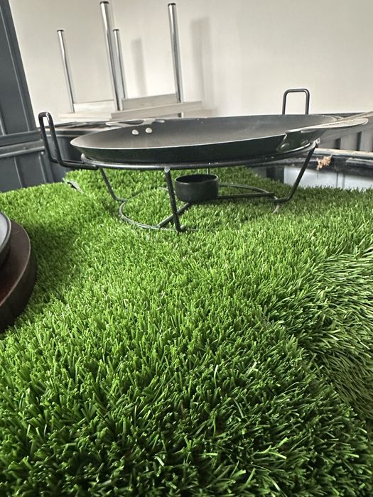 Iskandar kabob va sachtava idish sotiladi