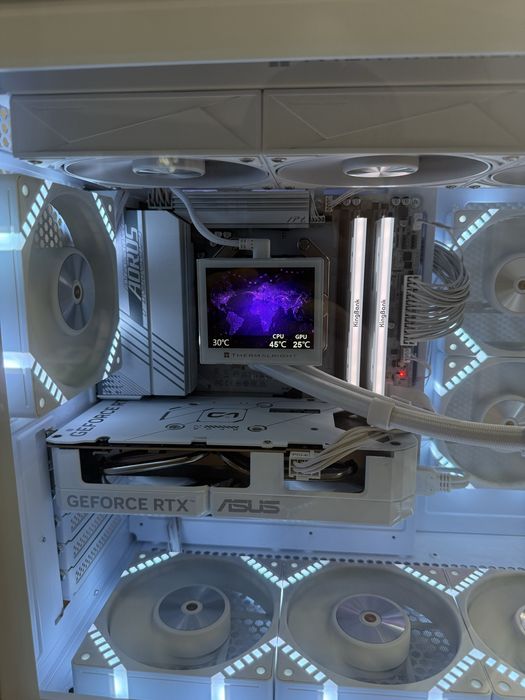 amd ryzeen 9800x3d/ddr5 32gb 6000cl26