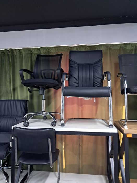 Офисни кресло Кроват Шкафкупе Кухонный Уголок Стол Стул Сейф Лофт