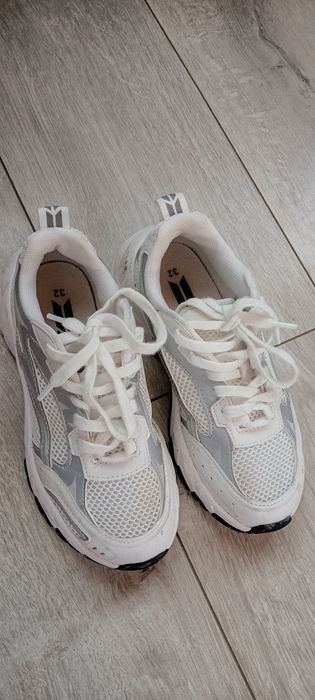 Маратонки за  момиче Zara. 32 номер.