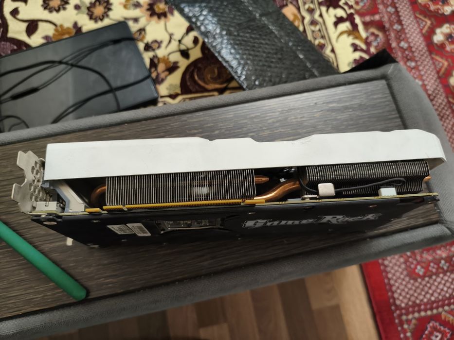 Продам Видеокарта PCI-E Palit GeForce GTX 1070