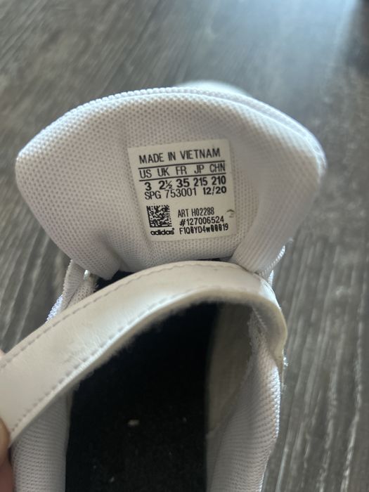 Маратонки 35 номер