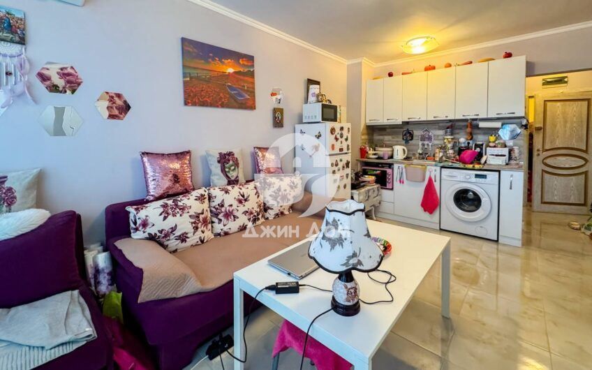 Едностаен апартамент в к-с Флора Бийч Резорт, гр. Поморие