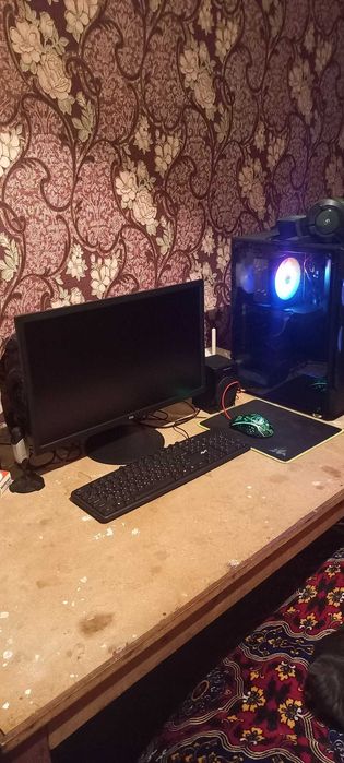 Настольный компьютер