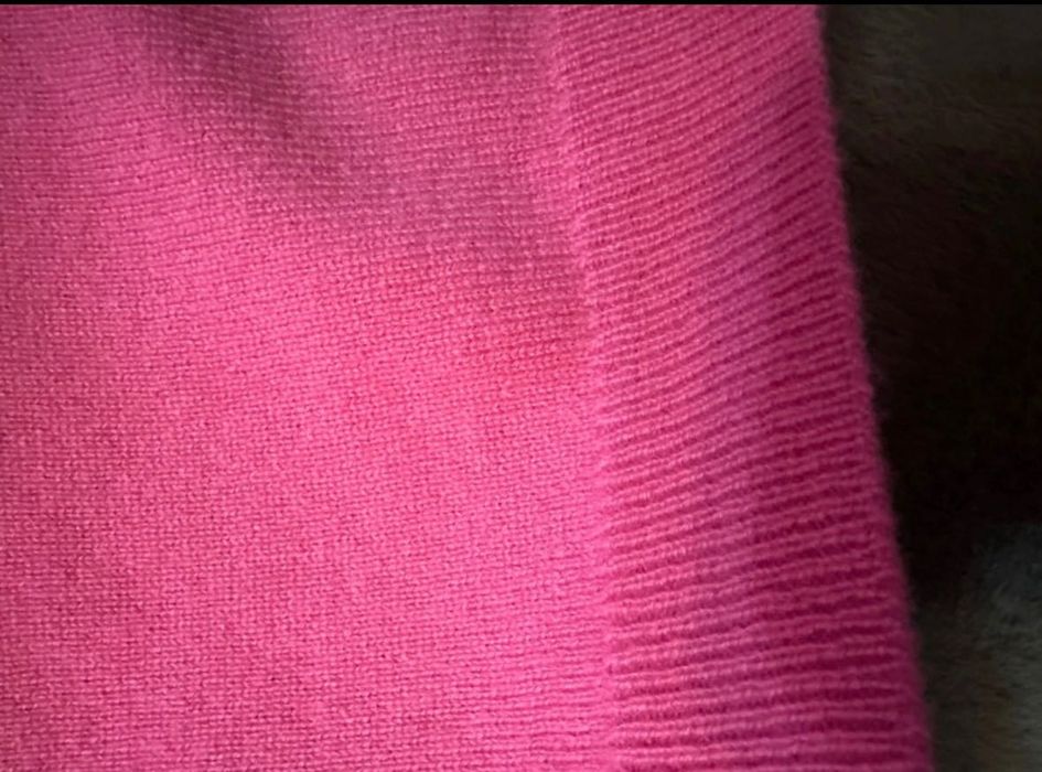 Uniqlo pulover casmir 100% nou M/L