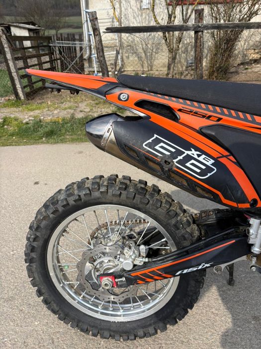 Se vinde Cross in stare foare buna