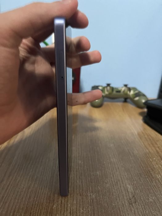 Vand Telefon Xiaomi Redmi 13 Pro