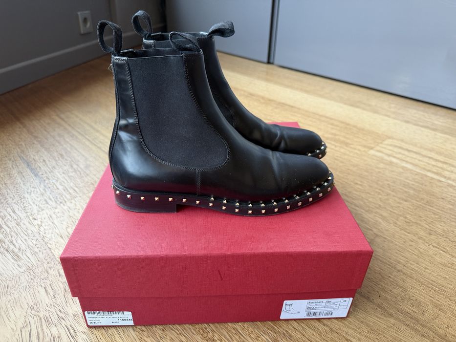 Оригинални боти  Valentino Garavani IT38