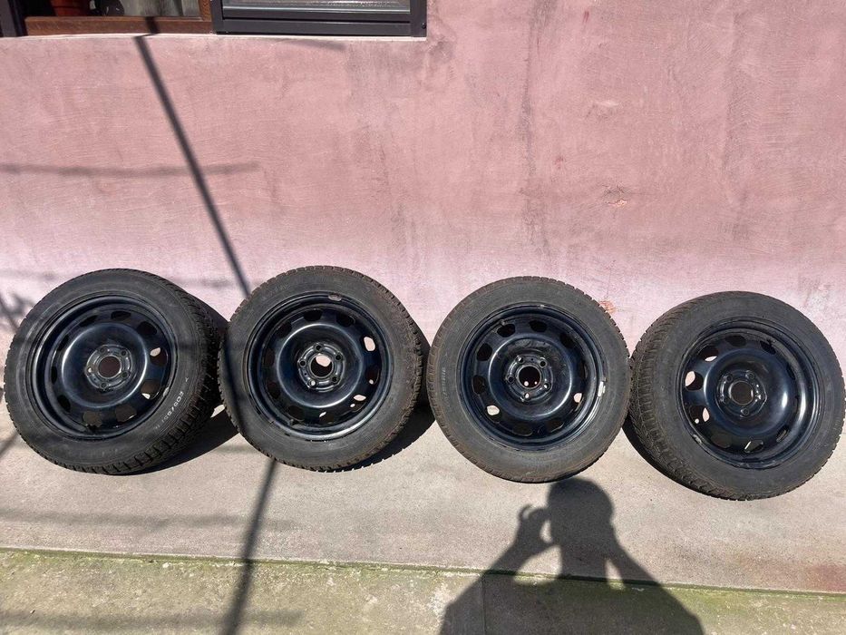 Vand jante pe 16 cu cauciucuri de iarna  , utilizate o singura data