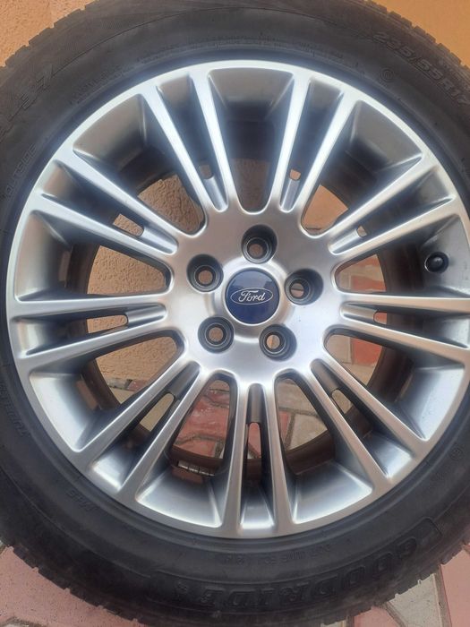 Vând jante aliaj Ford Kuga 235/55/R17
