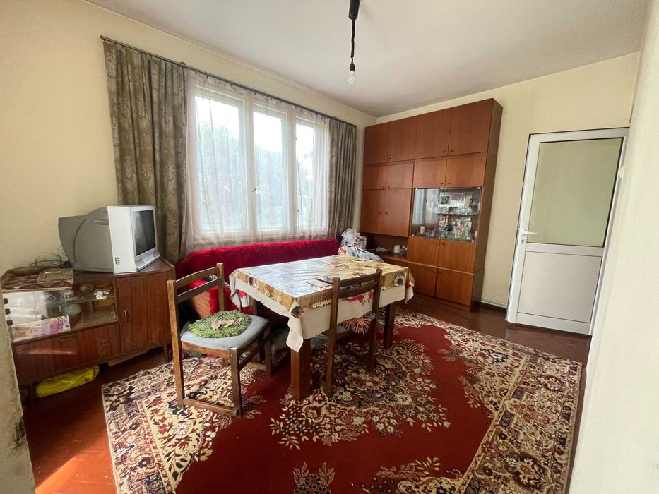 Продава се Двустаен апартамент в Габрово, Център - 76 кв.м за 718 €/кв.м - Снимка #4