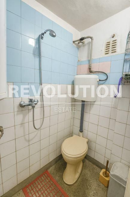 Дава се под наем Двустаен апартамент в Варна, Левски - 50 кв.м за 224.4 € - Снимка #4