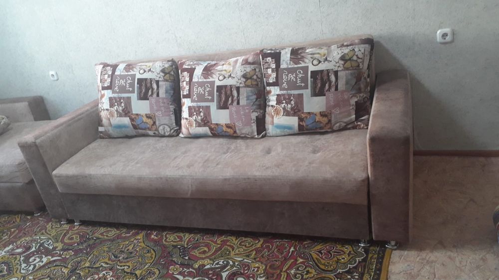 Продам срочно два дивана