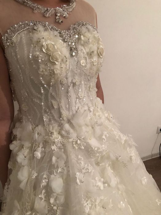 Продам свадебное платье