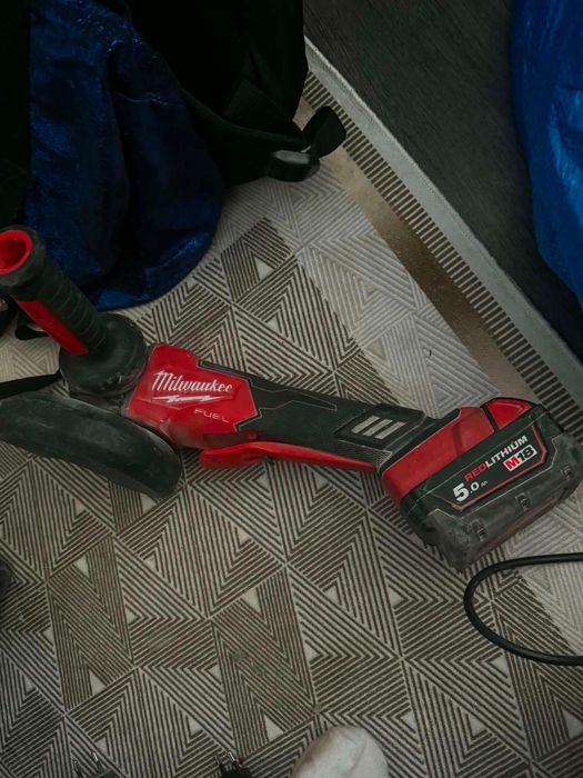 Milwaukee M18 FUEL 125 mm + батерия 5.0Ah