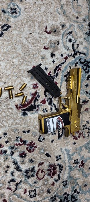 Продам детскую игрушку