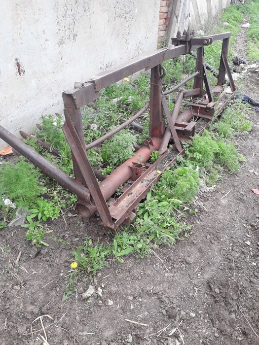 В продаже Трактор