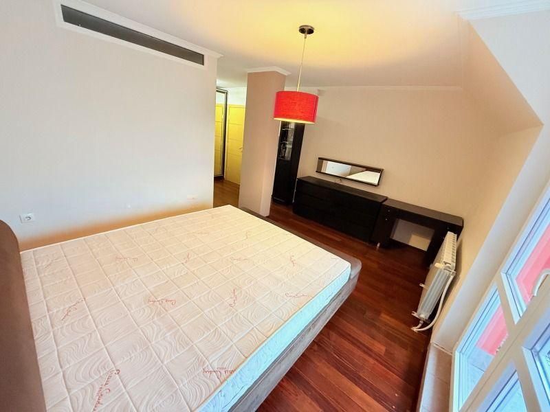 Дава се под наем Тристаен апартамент в София, Гоце Делчев - 155 кв.м за 1246.44 € - Снимка #7