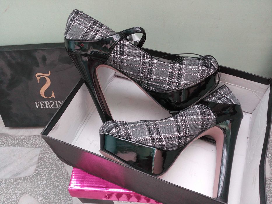 Нови обувки номер 39