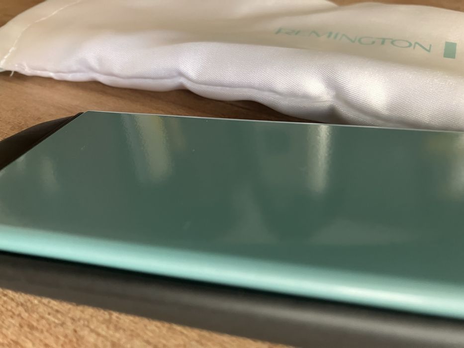 Placa remington shine therapy