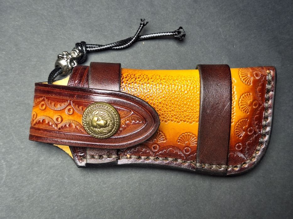 Сгъваем нож от дамаска стомана VG-10 стомана с кожен калъф