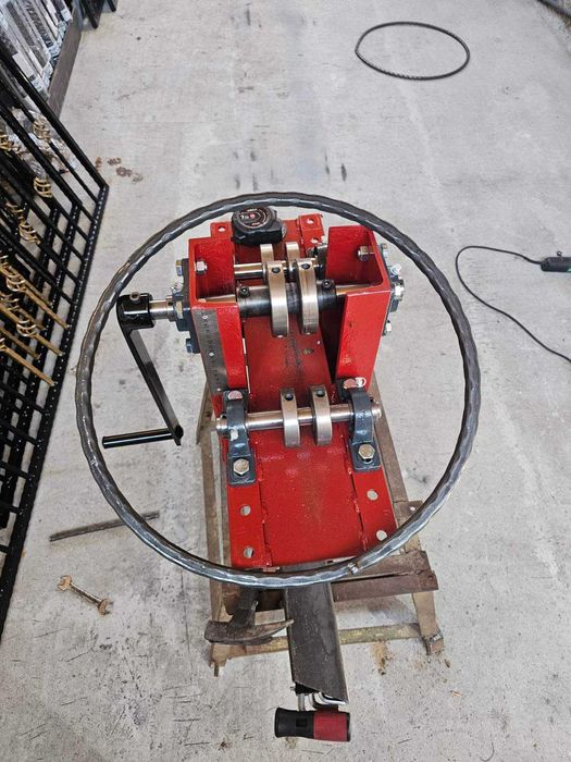 Машина за огъване