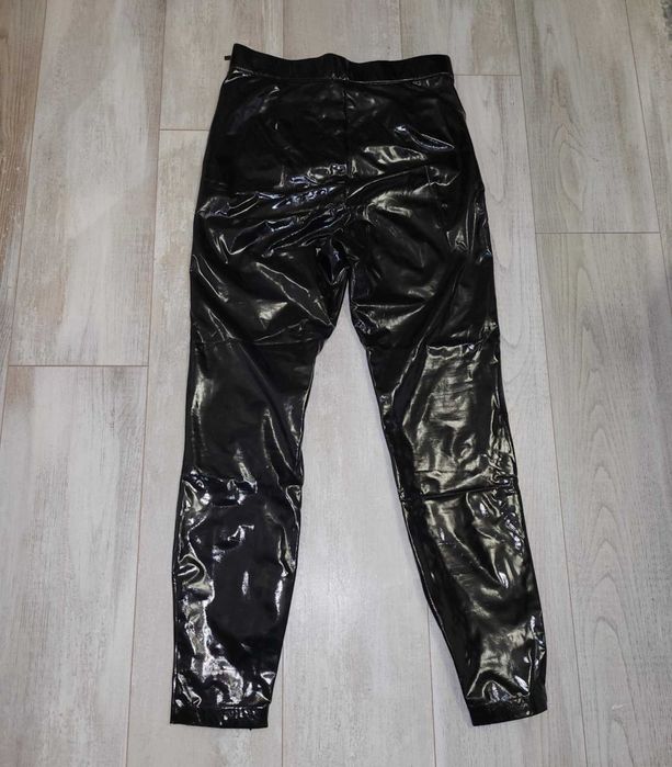 Интересен клин - панталон ZARA