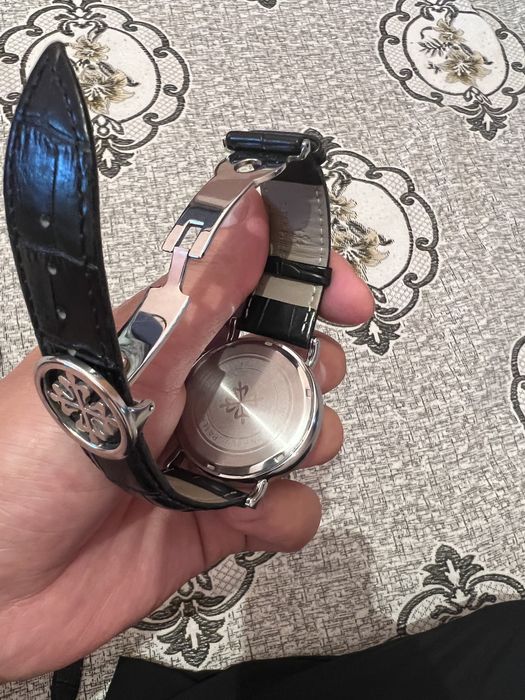 Сагаттар сатылады. Почти новый колданылмаган.