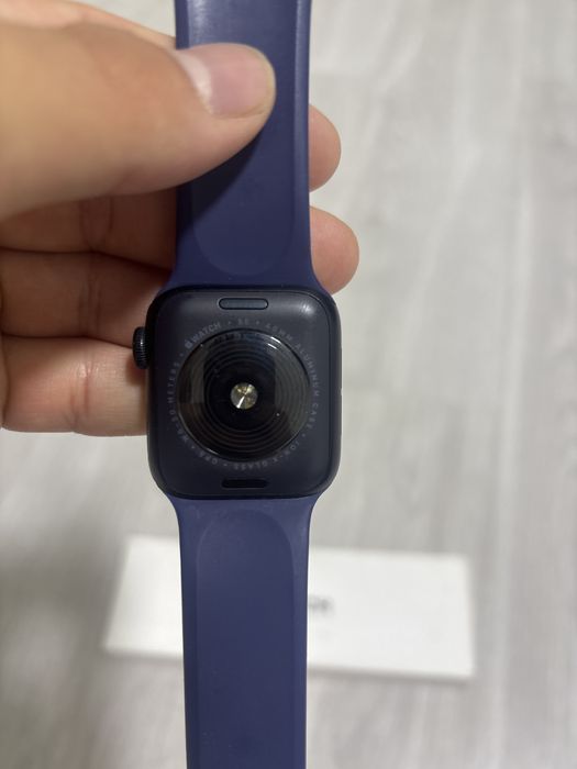 Apple watch se (2-го поколения)