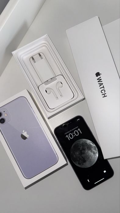 iPhone 11 purple 64GB + Apple Watch SE 40 mm слушалки и зарядно айфон
