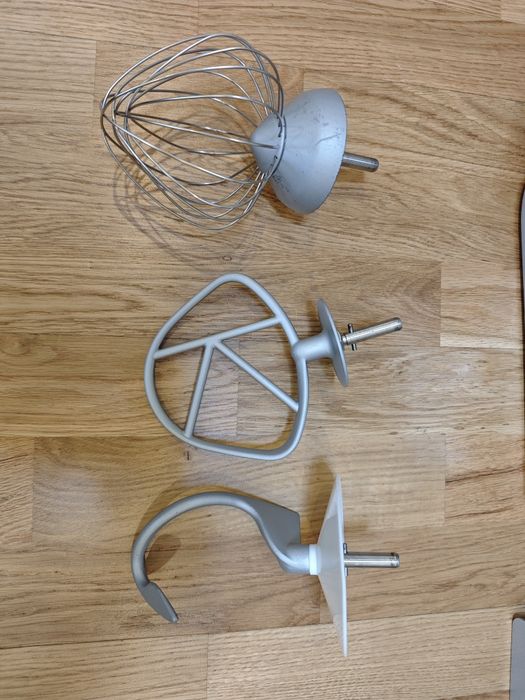 Robot bucătărie cu blender Kenwood Chef Premier, 1000w, bol 5 litri, foarte bine întreținut, import Germania.