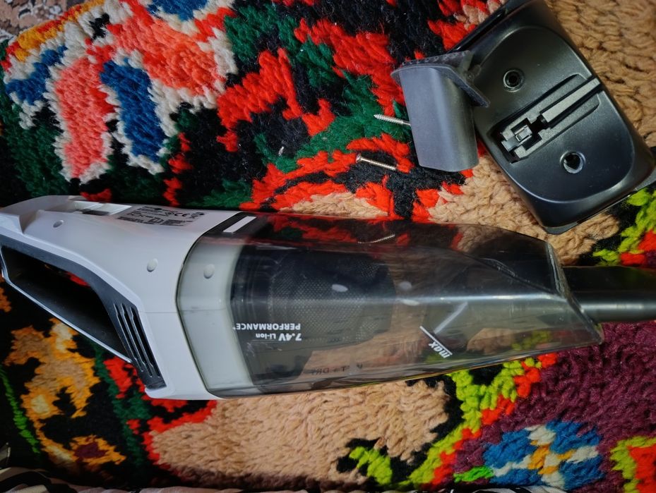 Продавам мини прахосмукачка Switch on