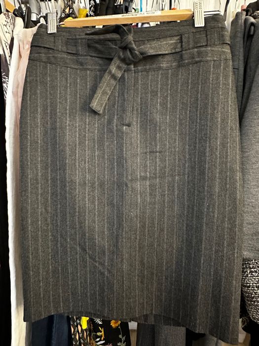 Fusta Etic eleganta