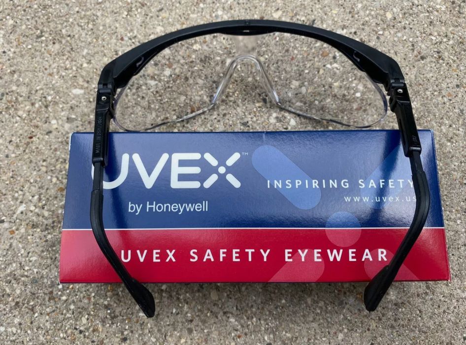 Xavfsizlik koʻzoynaklari Uvex Skyper oʻralgan tumanga qarshi qoplama S