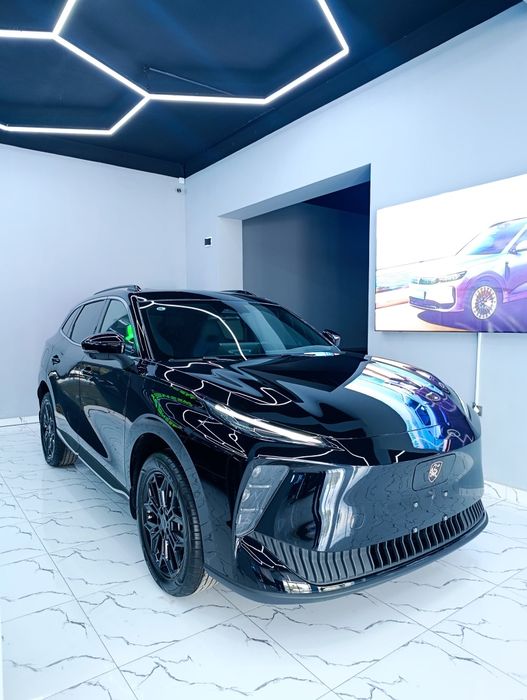 Dongfeng Forthing Friday Hybrid