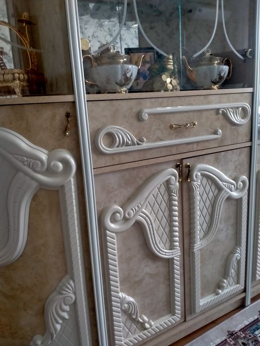 Срочно продаю Стенка горка в отличном состоянии