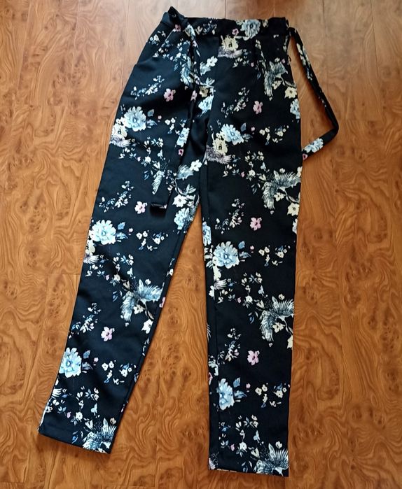 Юбки и брюки по 150 000