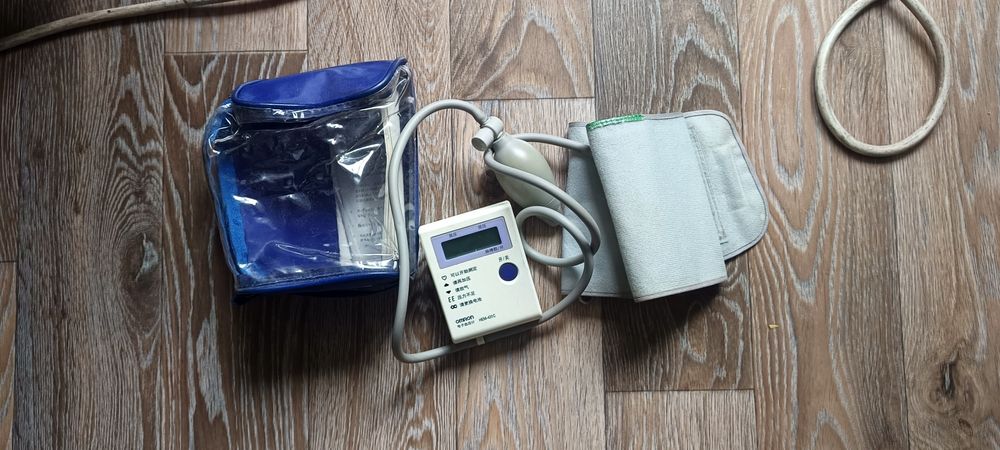 Механический тонометр