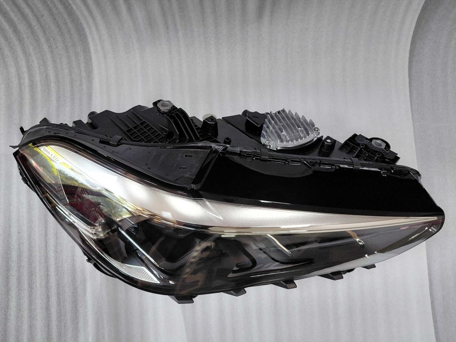 5А27986 Нов ОЕ Десен Фар Full LED BMW G05 X5 G06 X6