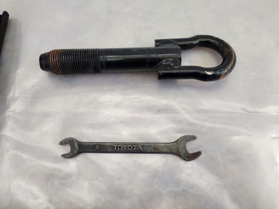 Продам от Тойоты