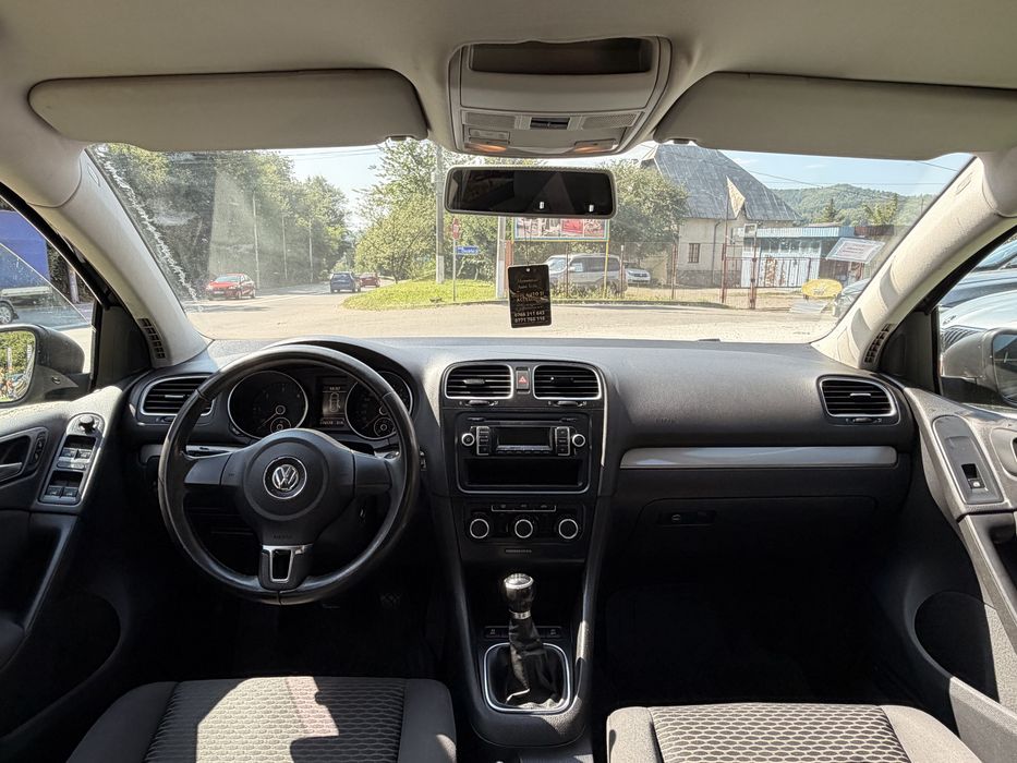 Volkswagen Golf 2013 si in Rate