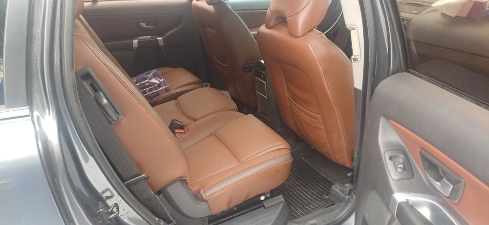 VOLVO  XC90 4X4 Platinium Edition 7 locuri