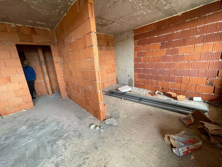 Продава се Двустаен апартамент в Пловдив, Христо Смирненски - 62 кв.м за 970 €/кв.м - Снимка #1