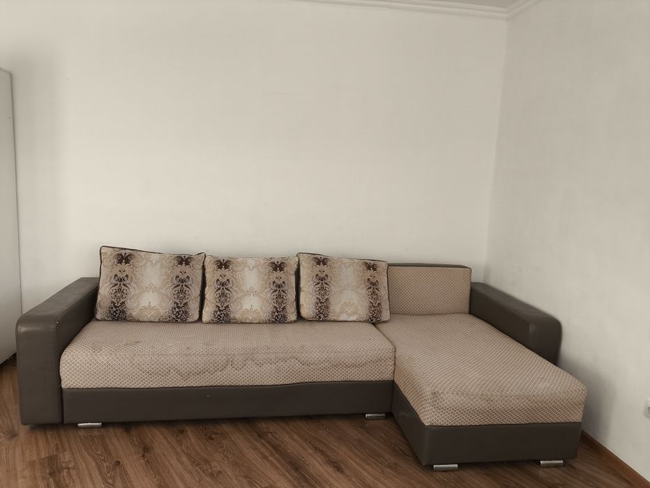 Диван, большой, раскладывается