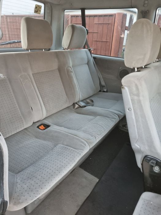 VOLKSWAGEN Caravelle 2002 — imagine 4